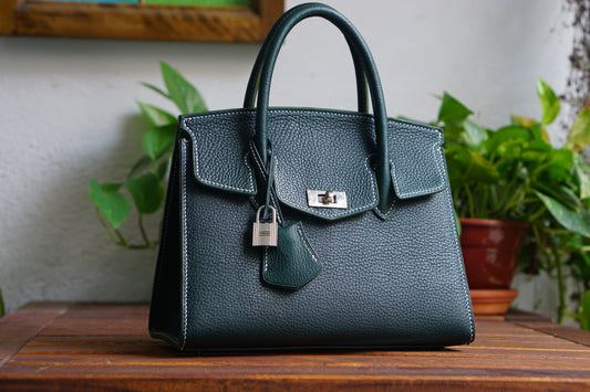Bolso de mano de piel personalizado, clutch de cuero para mujer, bolso de mano tamaño perfecto, bolso de piel con iniciales, cartera de mano artesanal, bolsos personalizados de fiesta, bolso de mano pequeño mujer.