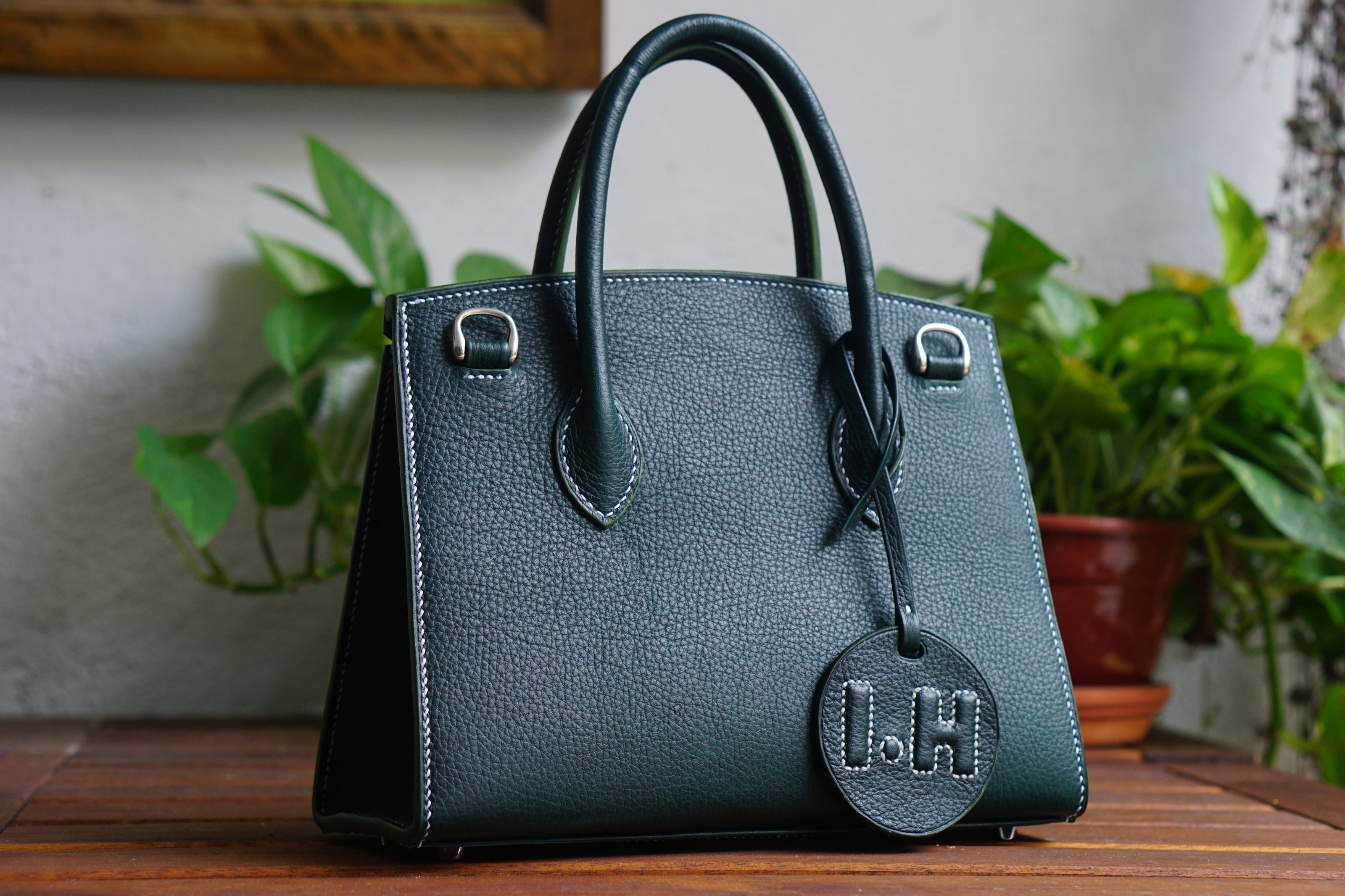 Bolso de mano de piel personalizado, clutch de cuero para mujer, bolso de mano tamaño perfecto, bolso de piel con iniciales, cartera de mano artesanal, bolsos personalizados de fiesta, bolso de mano pequeño mujer.