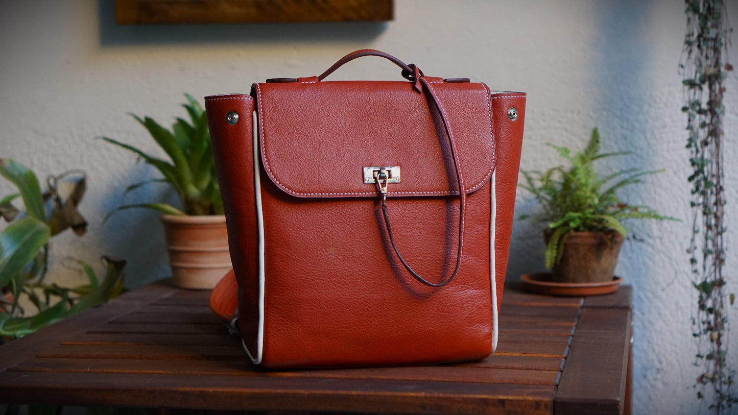 Mochila de piel mujer, mochila de cuero elegante, mochila urbana mujer, bolso mochila de piel, mochila de vestir femenina, mochila para portátil pequeña, mochilas de cuero legítimo.