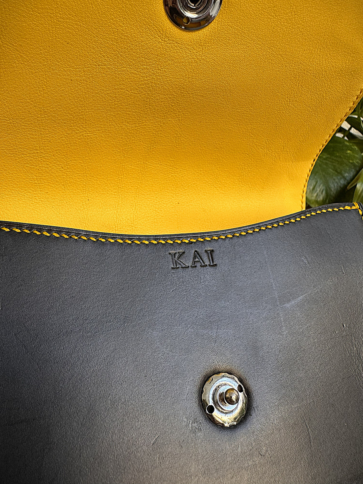 Bolso bandolera hombre, bolso bandolera de cuero para hombre, bolso de cuero hombre, bandolera de cuero hombre, bolso de piel hombre, bolso cruzado hombre, bolso masculino de cuero, bolso de piel artesanal, bolso de cuero artesanal, bolso hombre premium, bolso elegante hombre