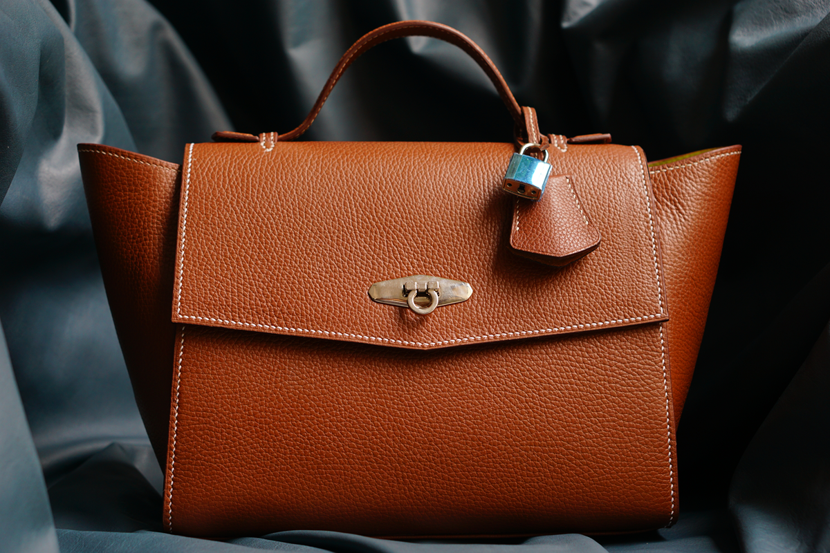 Bolso de mano de piel personalizado, clutch de cuero para mujer, bolso de mano tamaño perfecto, bolso de piel con iniciales, cartera de mano artesanal, bolsos personalizados de fiesta, bolso de mano pequeño mujer.