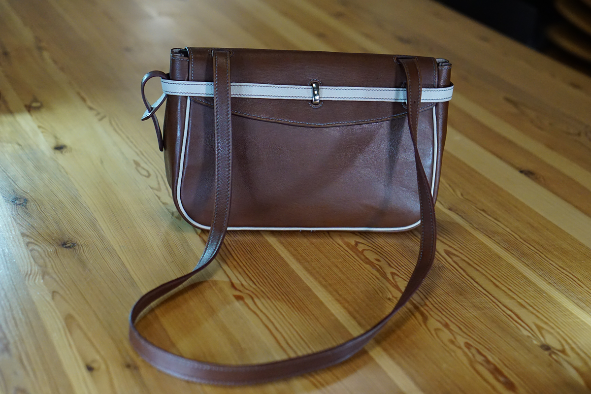 Hecho a mano Artesanal Sostenible Eco-friendly Piel de calidad Diseño único en barcelona
Bolso de mano de piel personalizado, clutch de cuero para mujer, bolso de mano tamaño perfecto, bolso de piel con iniciales, cartera de mano artesanal, bolsos personalizados de fiesta, bolso de mano pequeño mujer. en barcelona